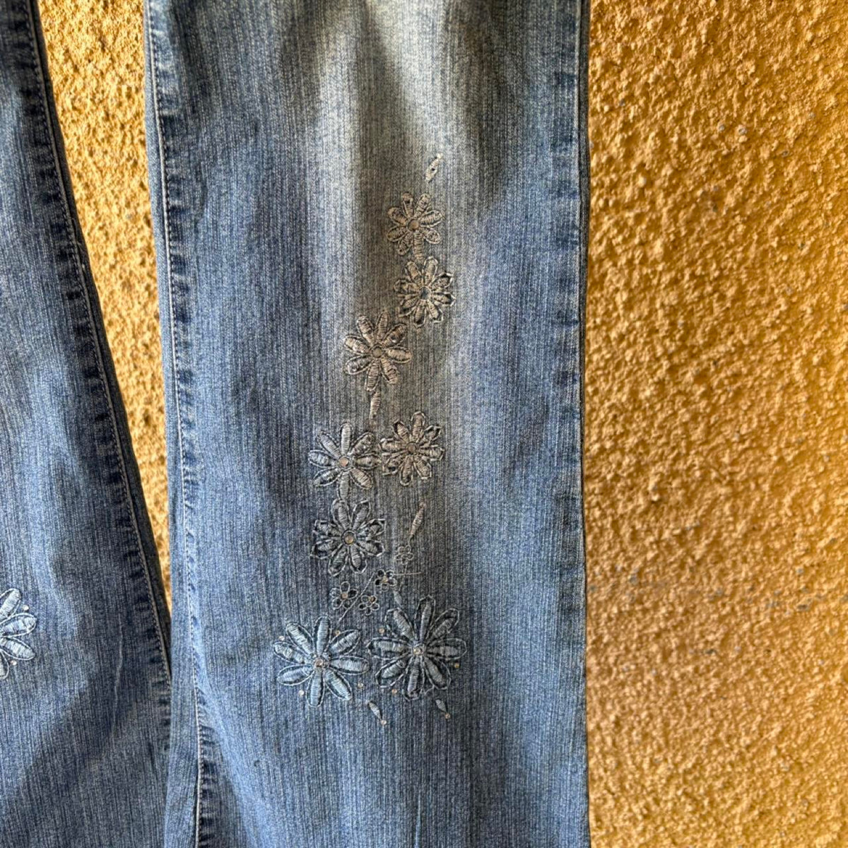 vintage 2000s y2k floral embroidered bootcut jeans