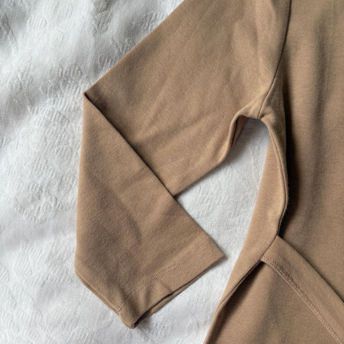 deadstock NWOT 2000s y2k tan 3/4 blouse