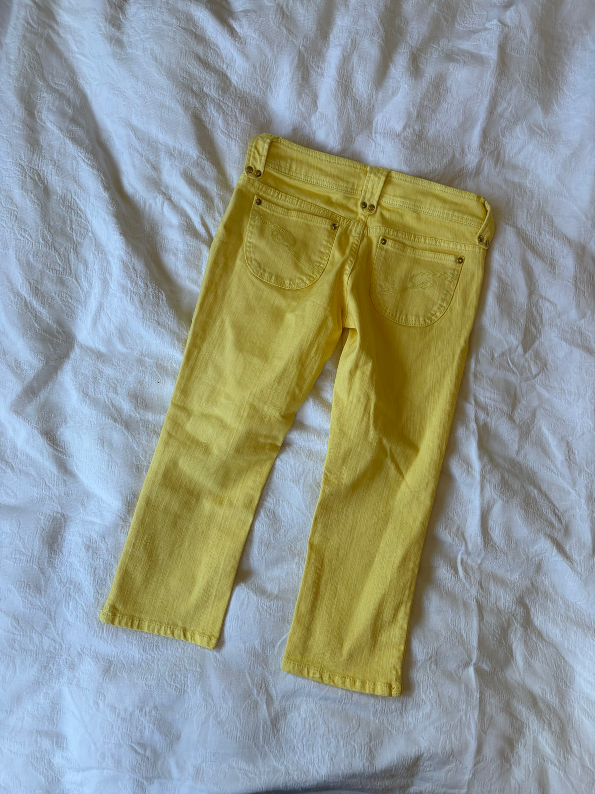 vintage 2000s y2k yellow crop jeans