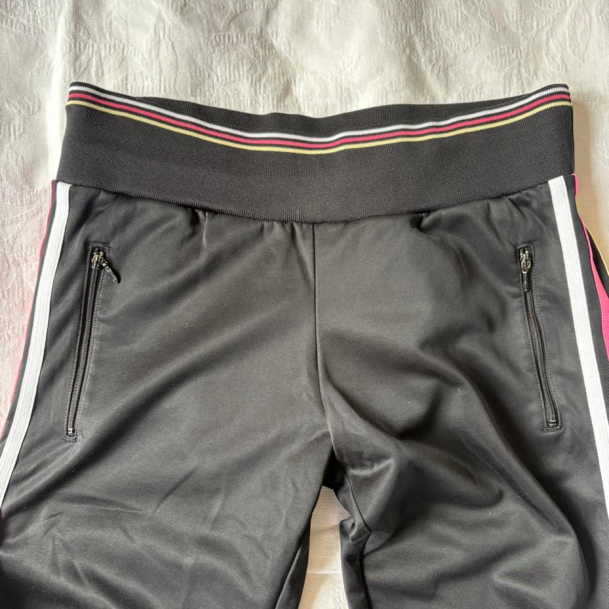 vintage 2000s y2k adidas activewear black straight leg pants