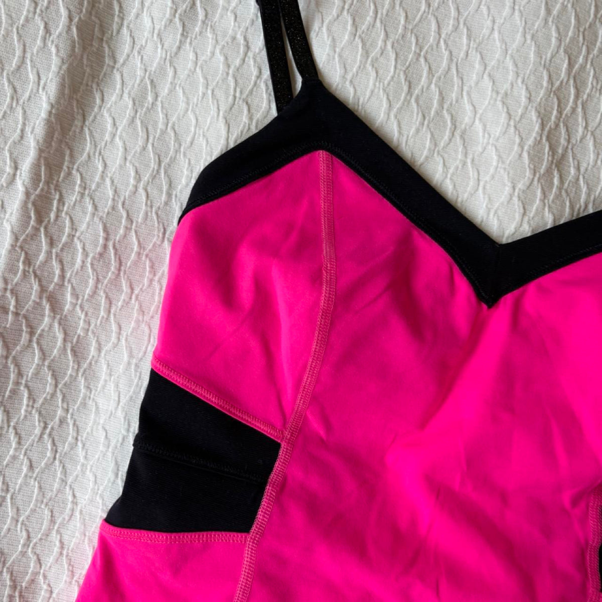 vintage 2000s y2k pink lululemon activewear tank
