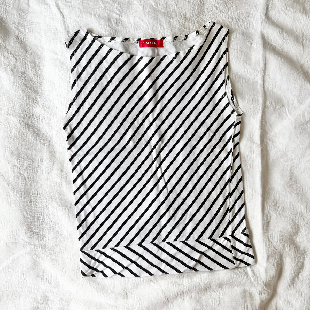 vintage 2000s y2k white black stripe tank