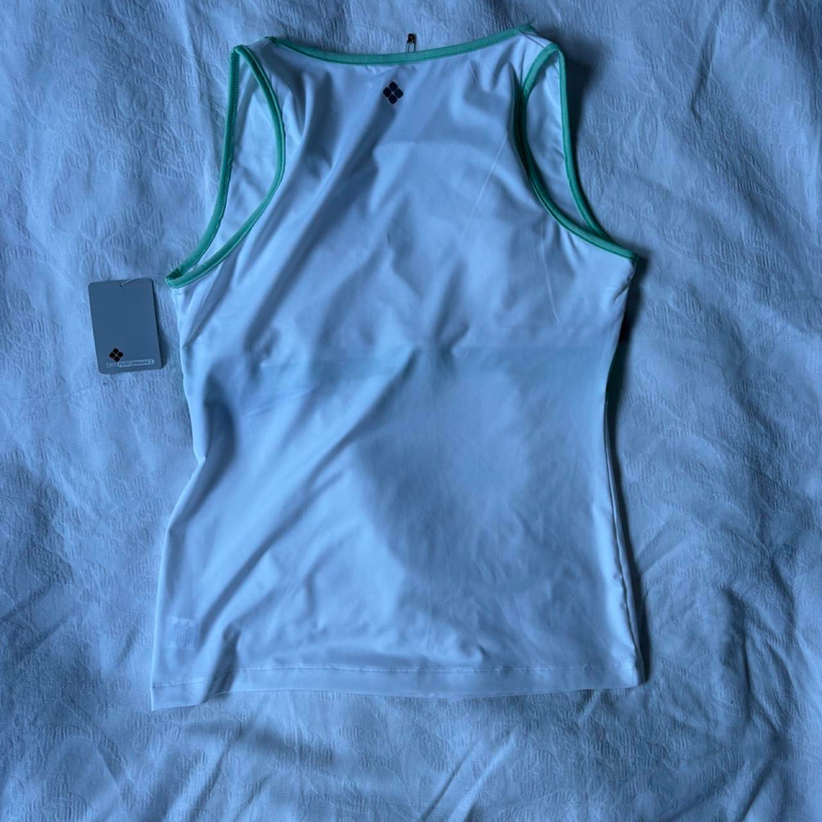 deadstock NWT 2000s y2k white activewear tank