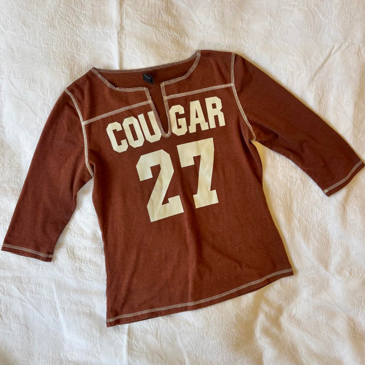 vintage 2000s y2k brown cougar graphic 3/4 sleeve top