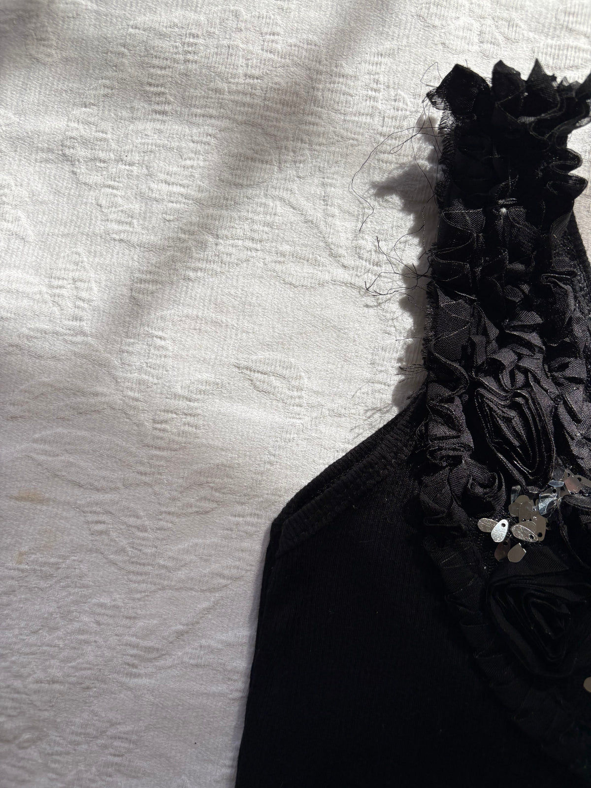 vintage 2000s y2k black floral ruffle tank