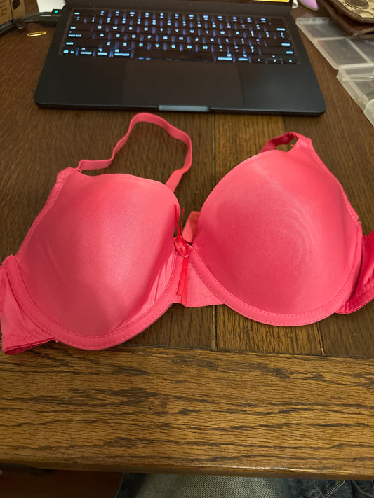 pink bra