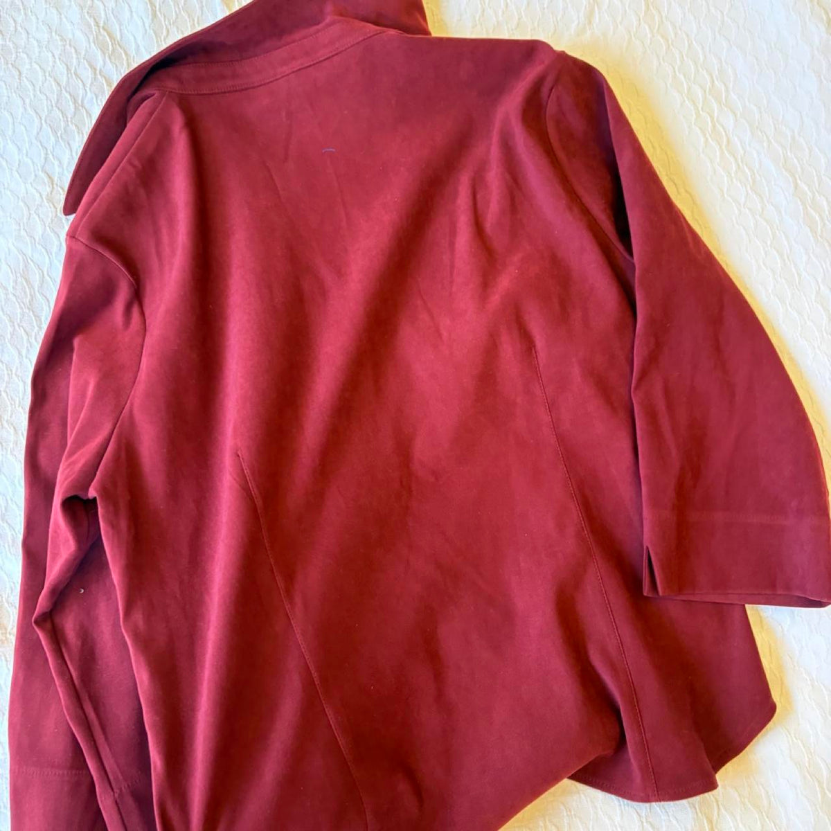 deadstock NWOT red-burgundy  button up blouse