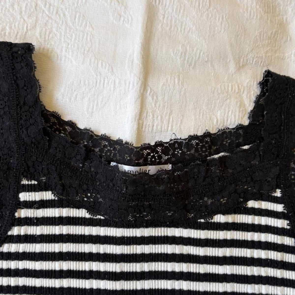 vintage 2000s y2k white black stripe knit tank