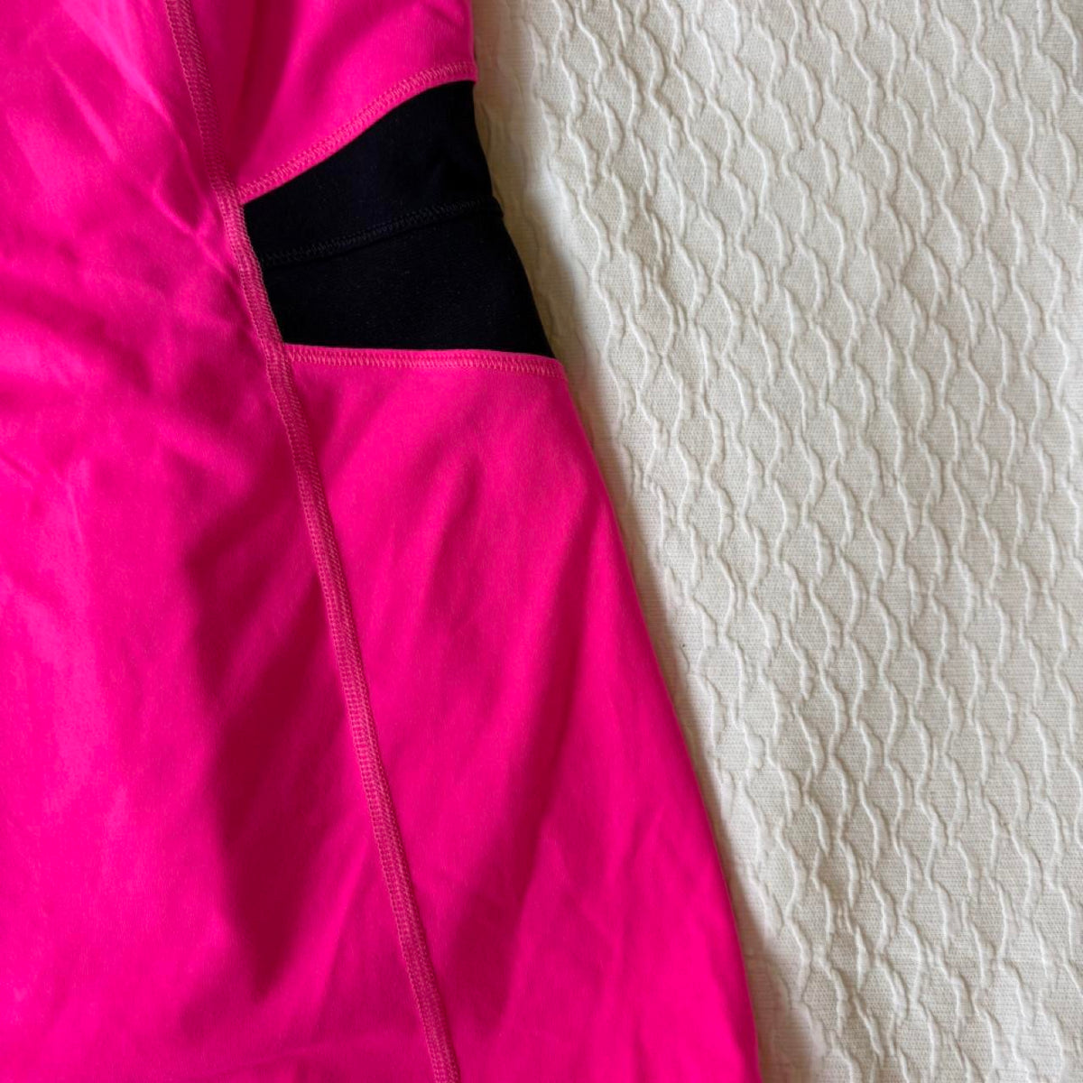 vintage 2000s y2k pink lululemon activewear tank