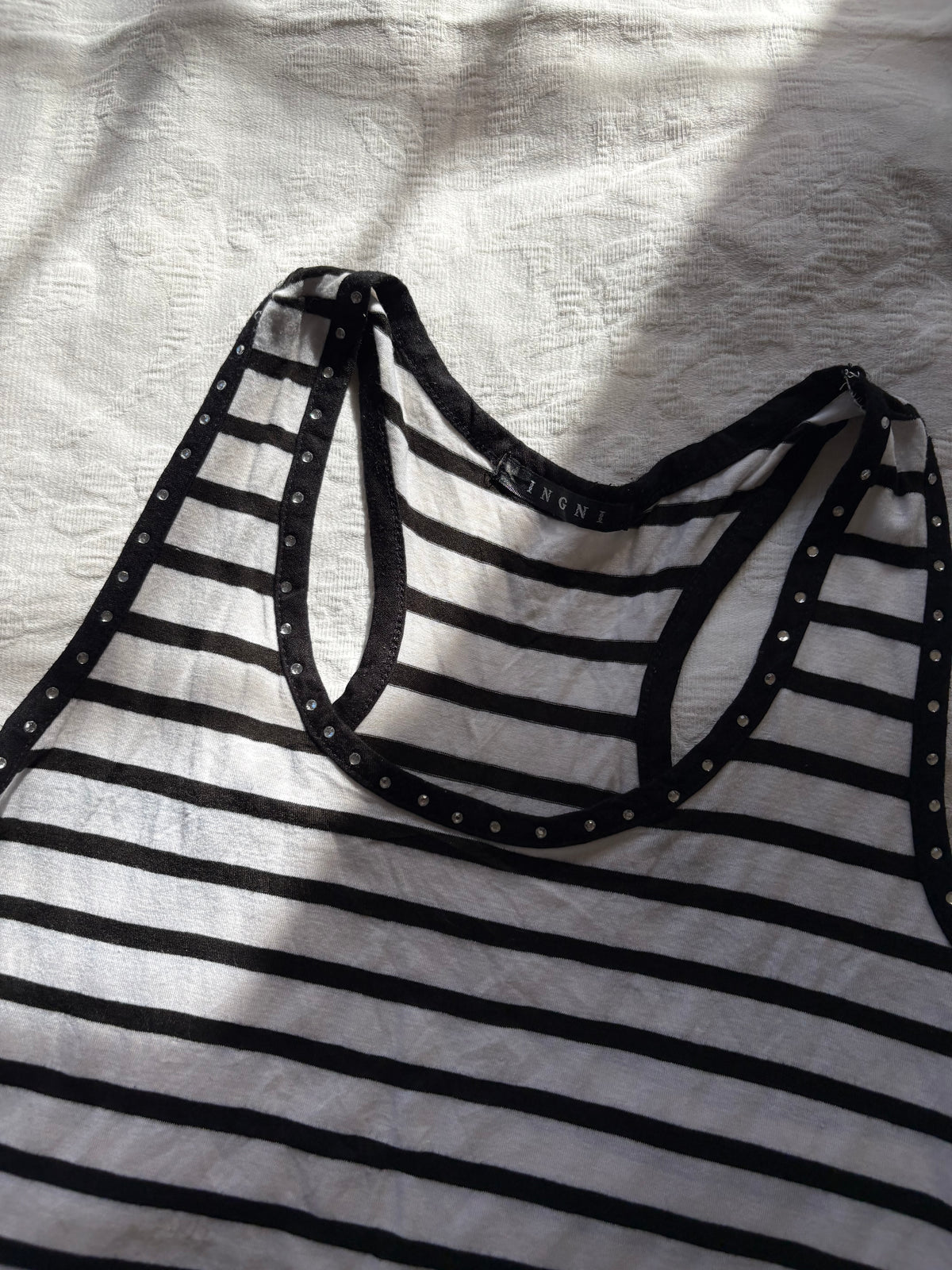 vintage y2k black white stripe grunge tank