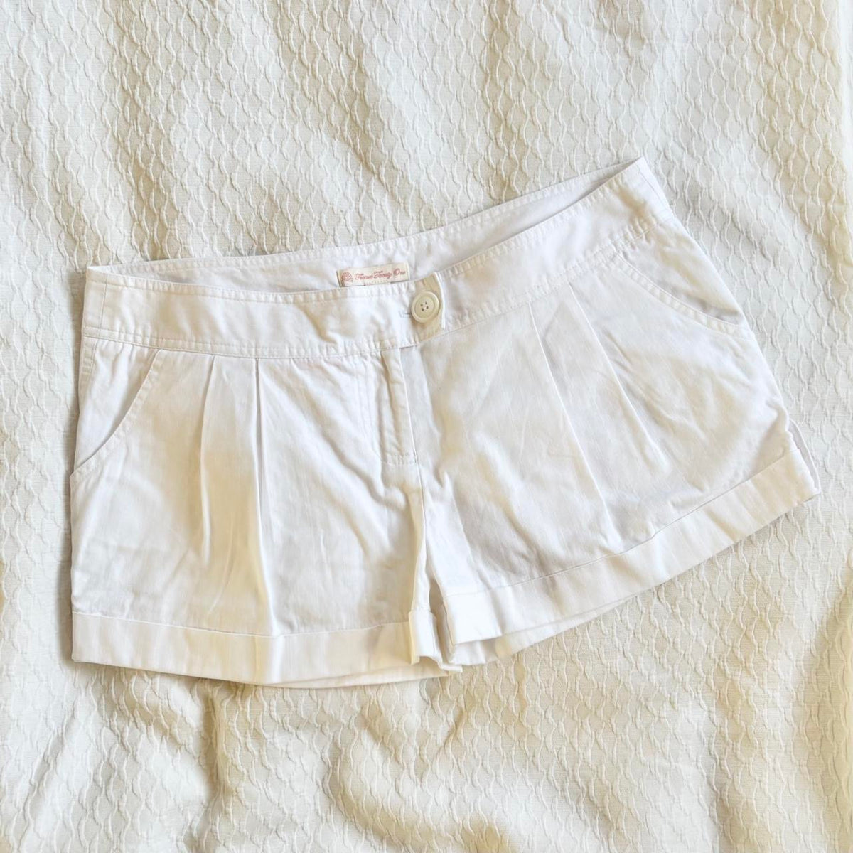 vintage 2000s y2k white shorts