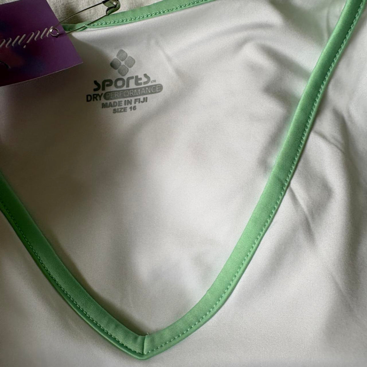 deadstock NWT 2000s y2k white activewear tank