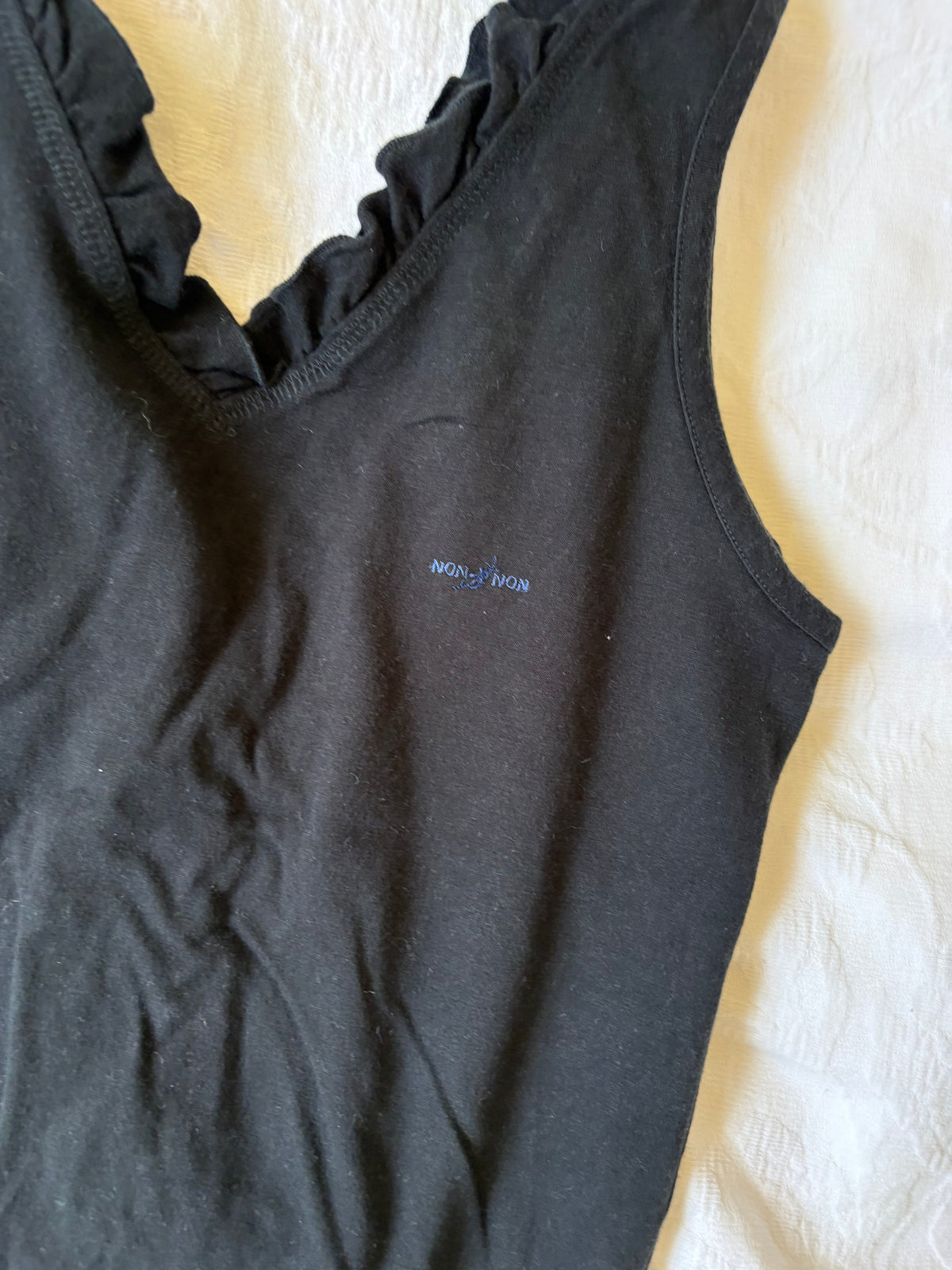 vintage 2000s y2k black tank