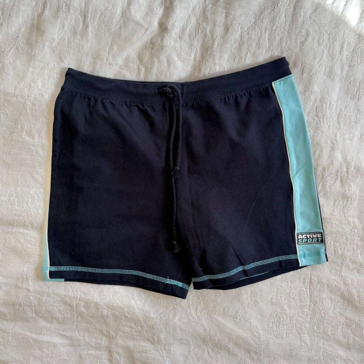 deadstock NWOT 2000s y2k navy bike shorts