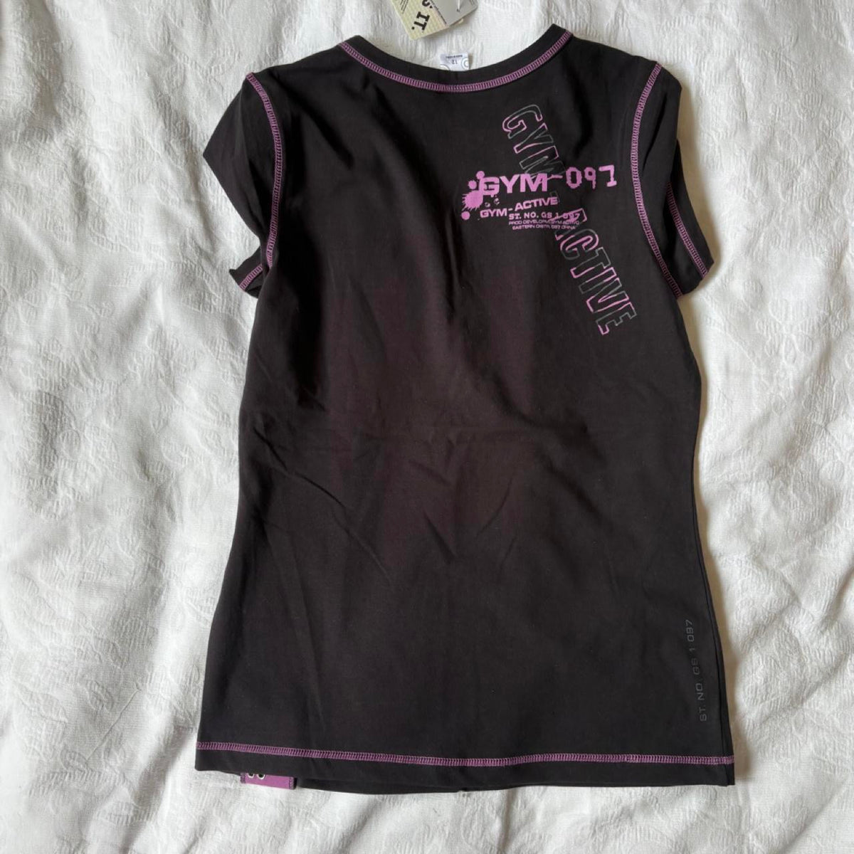 deadstock NWT 2000s y2k graphic activewear sports top
