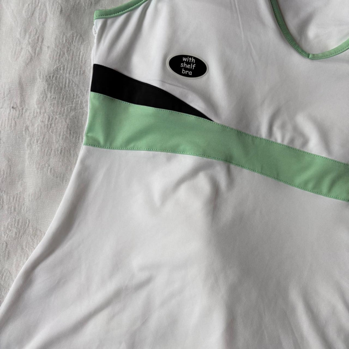 deadstock NWT 2000s y2k white activewear tank