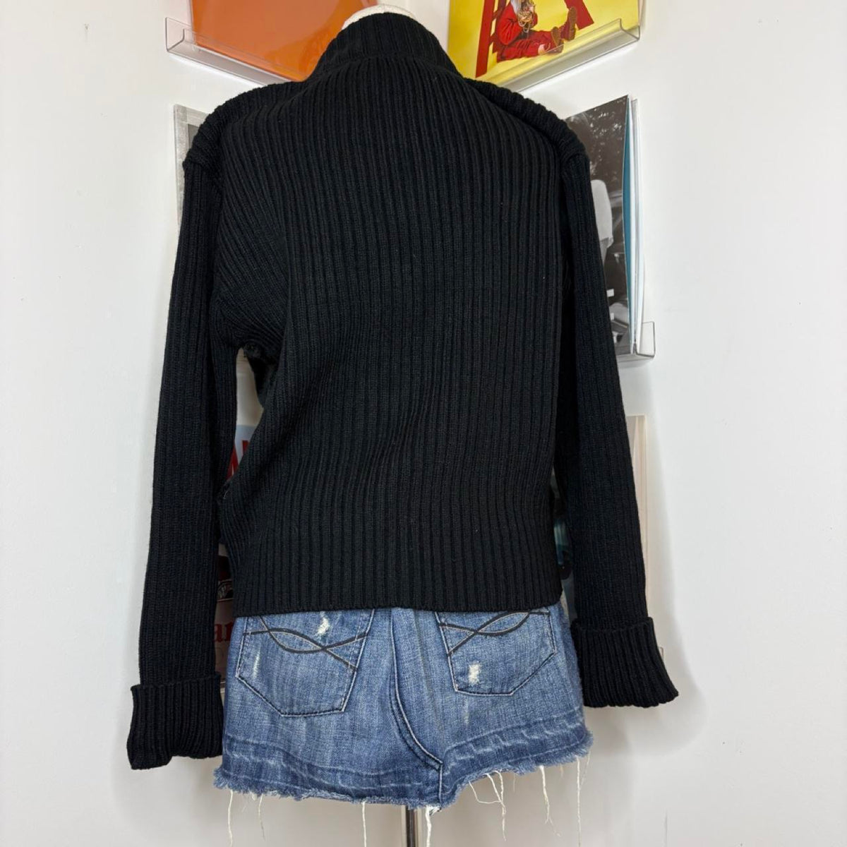 deadstock NWOT 2000s y2k black fur trim jacket