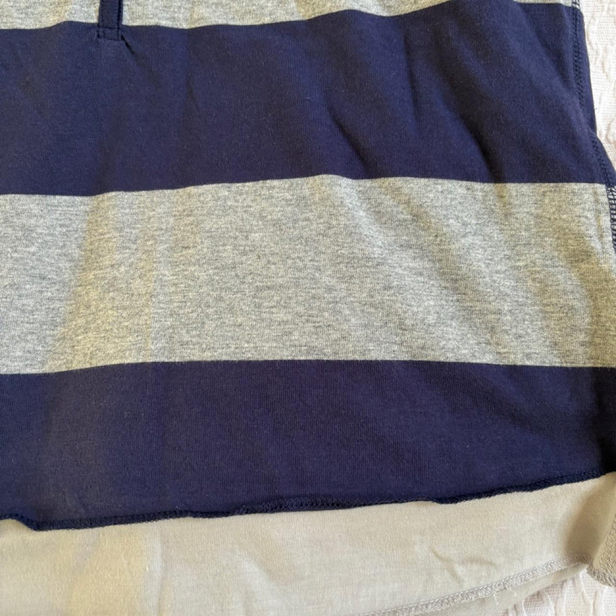 deadstock NWT 2000s era grey blue stripe tank