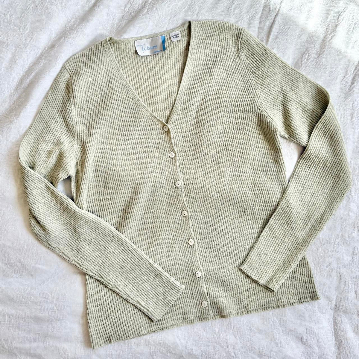deadstock NWOT vintage 90s tan cream cardigan