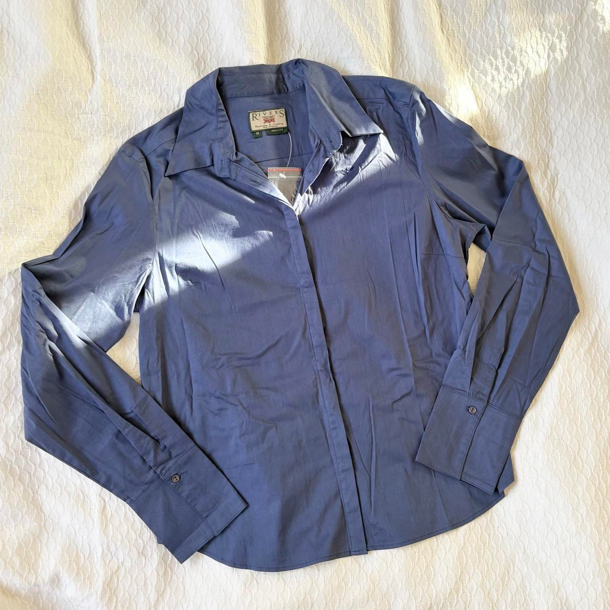 vintage 2000s era blue button up long sleeve shirt