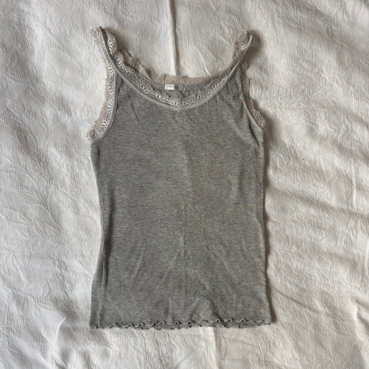vintage 2000s y2k grey lace trim tank