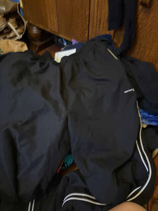 spray pants