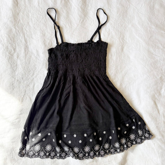 vintage 2000s y2k black flowy cami