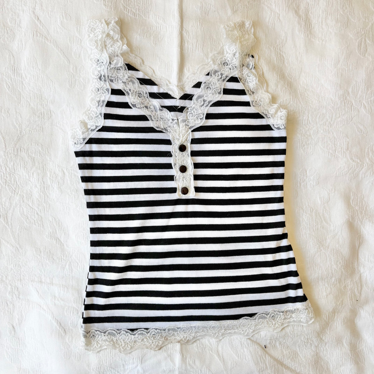 vintage 2000s y2k black white grunge stripe tank