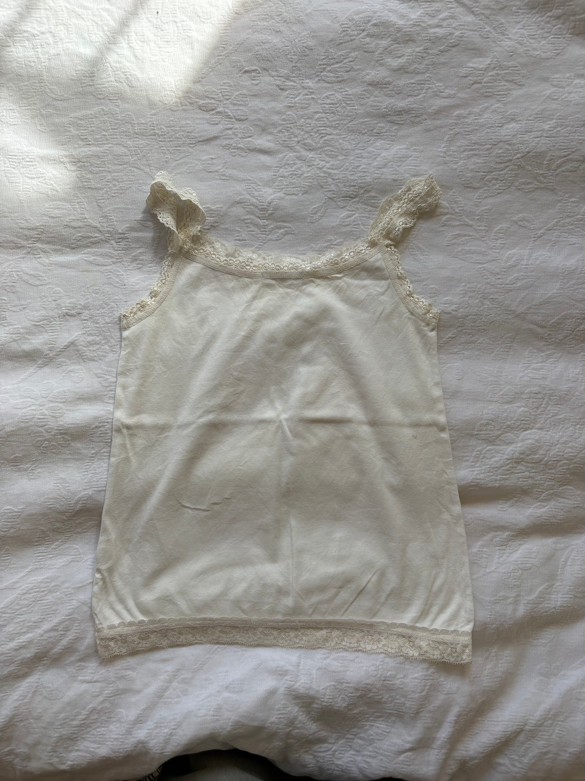 vintage 2000s y2k cream tank