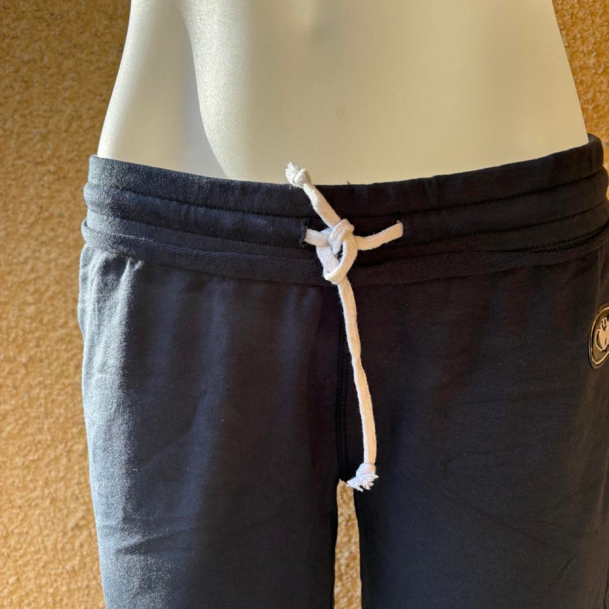 deadstock NWT 2000s y2k navy activewear face off capris