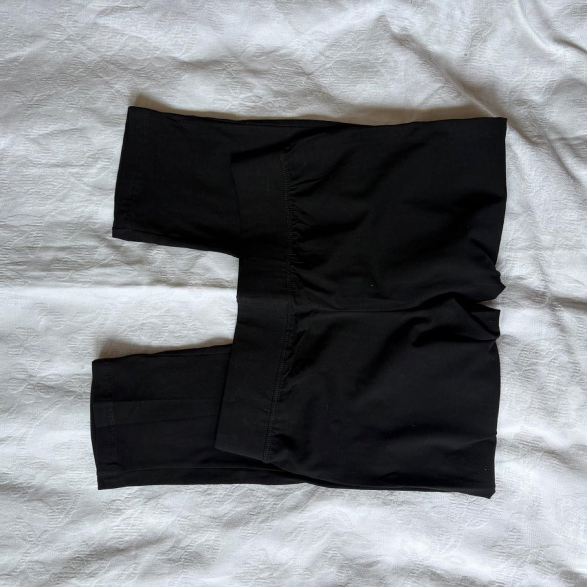 deadstock NWT 2000s y2k black activewear capri leggings