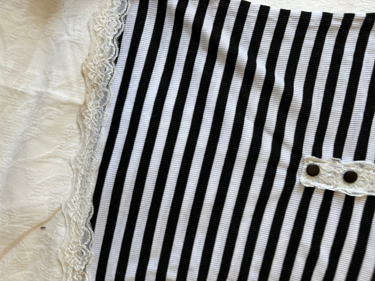 vintage 2000s y2k black white grunge stripe tank