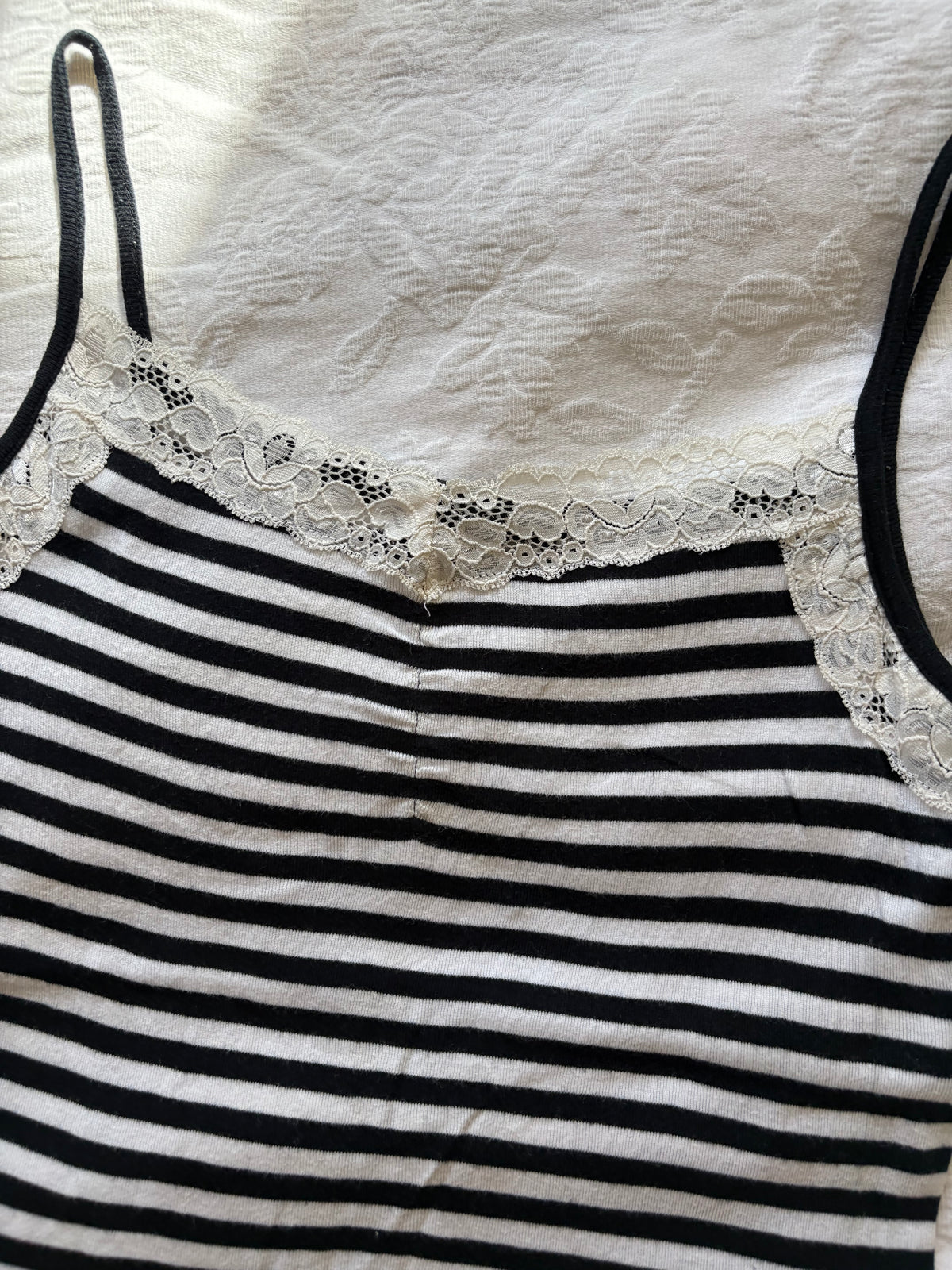 vintage 2000s y2k white black stripe cami