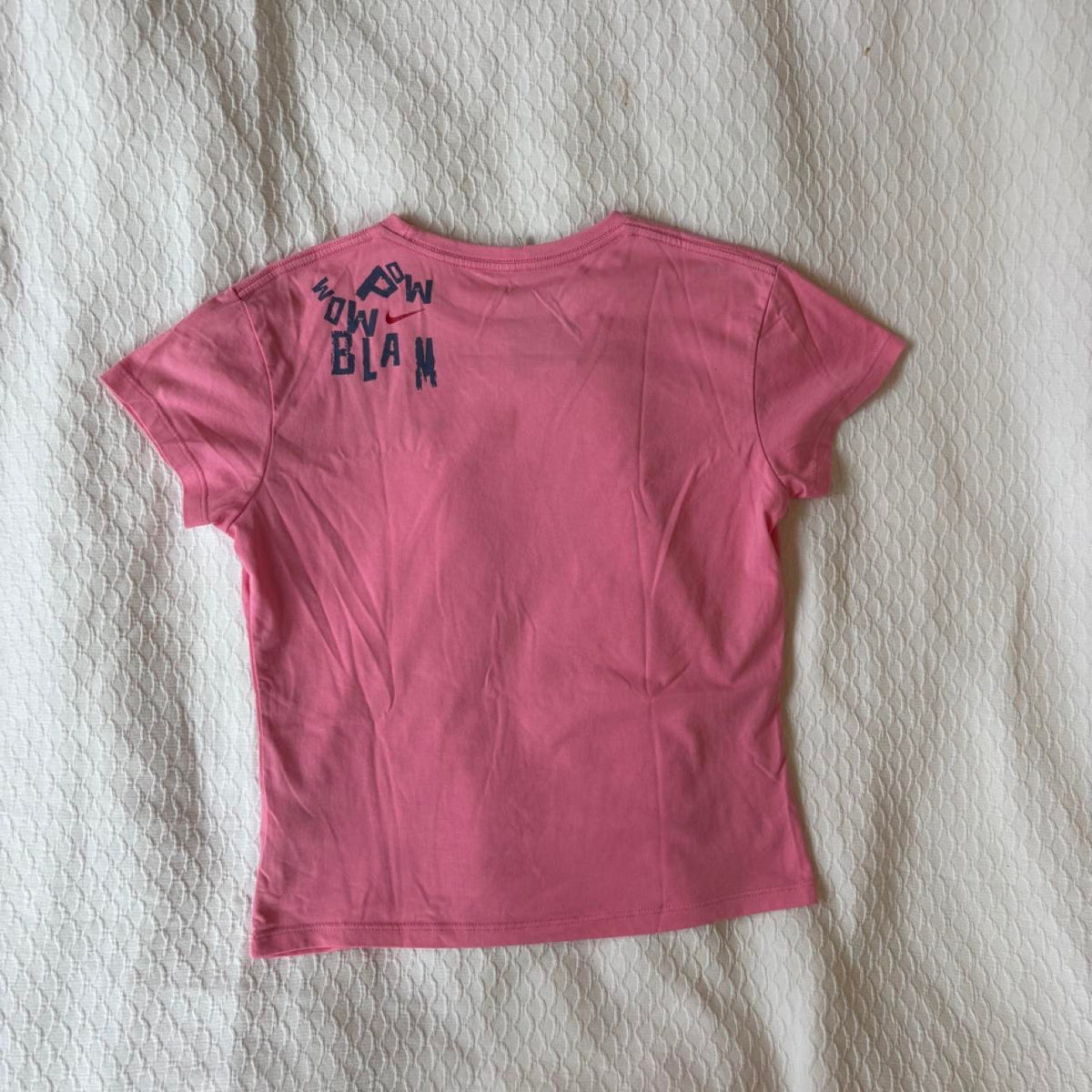vintage 2000s y2k pink graphic activewear nike baby tee