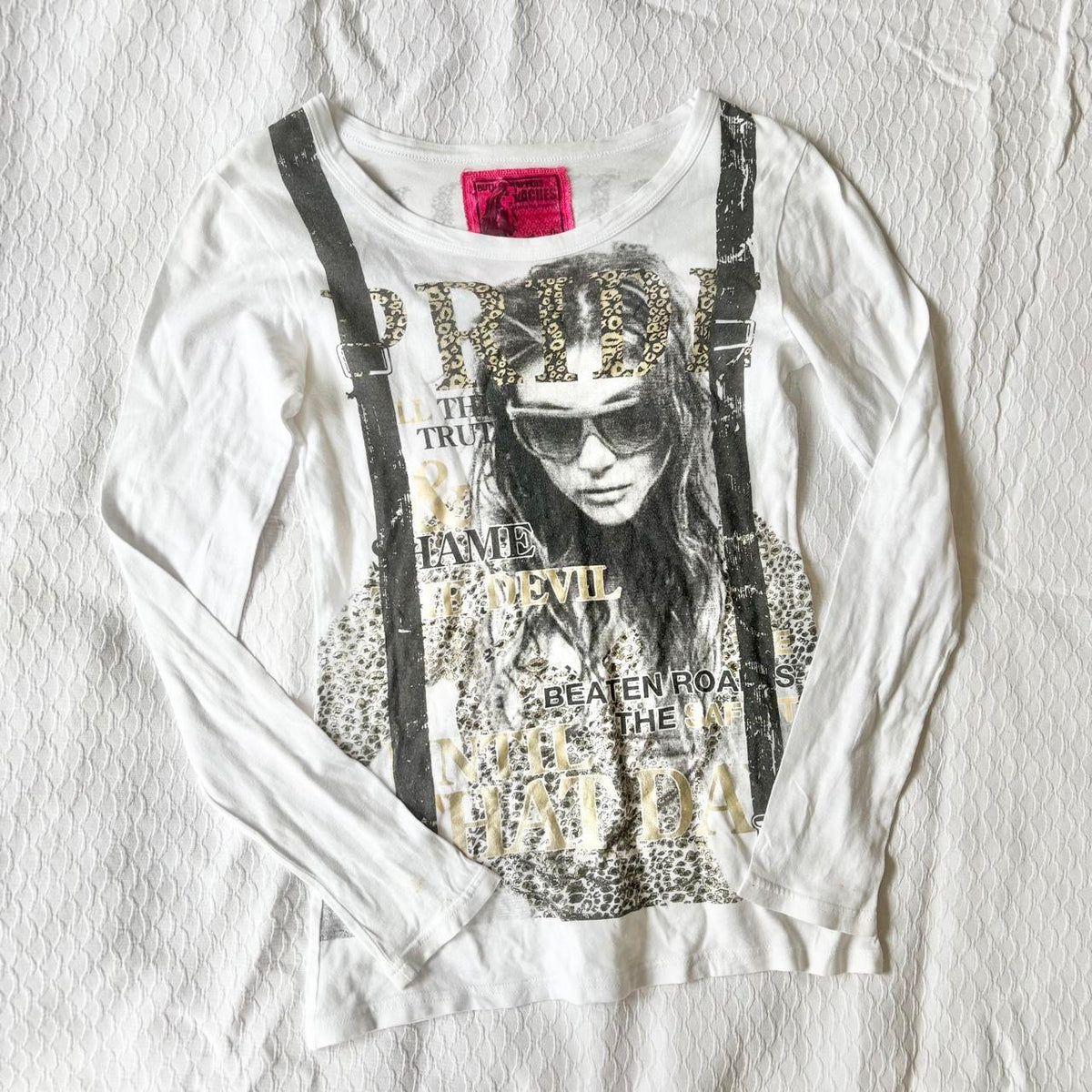 vintage 2000s y2k grunge graphic print long sleeve