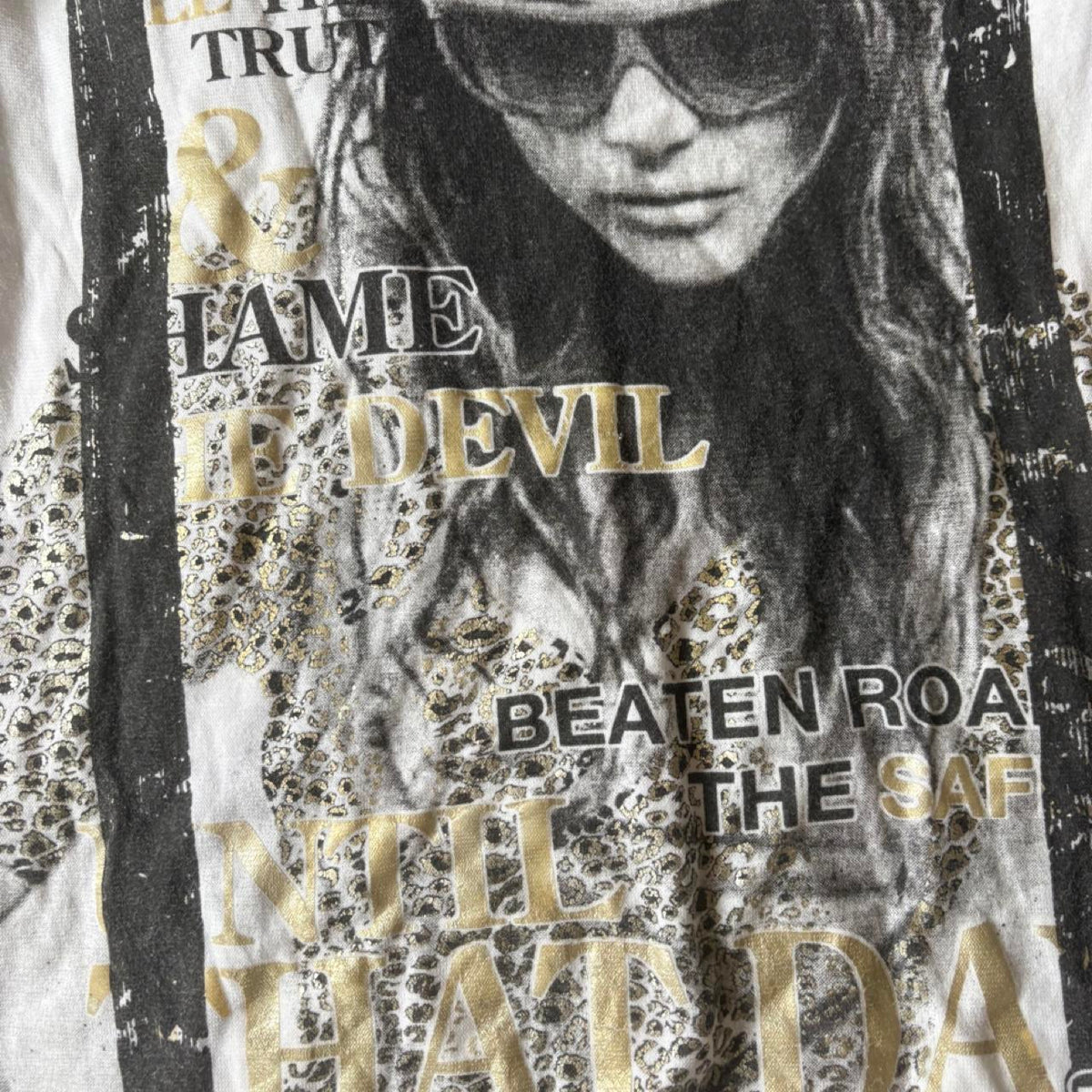 vintage 2000s y2k grunge graphic print long sleeve