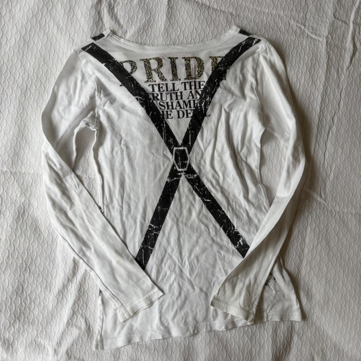 vintage 2000s y2k grunge graphic print long sleeve