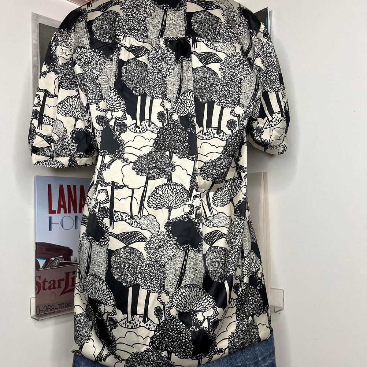deadstock NWT 2000s era abstract print corporate blouse