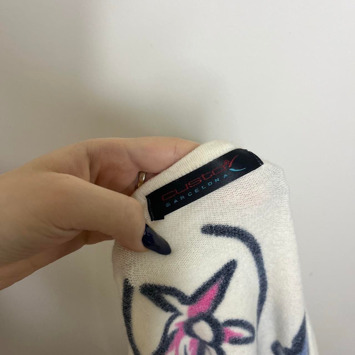 vintage custo barcelona graphic sweater