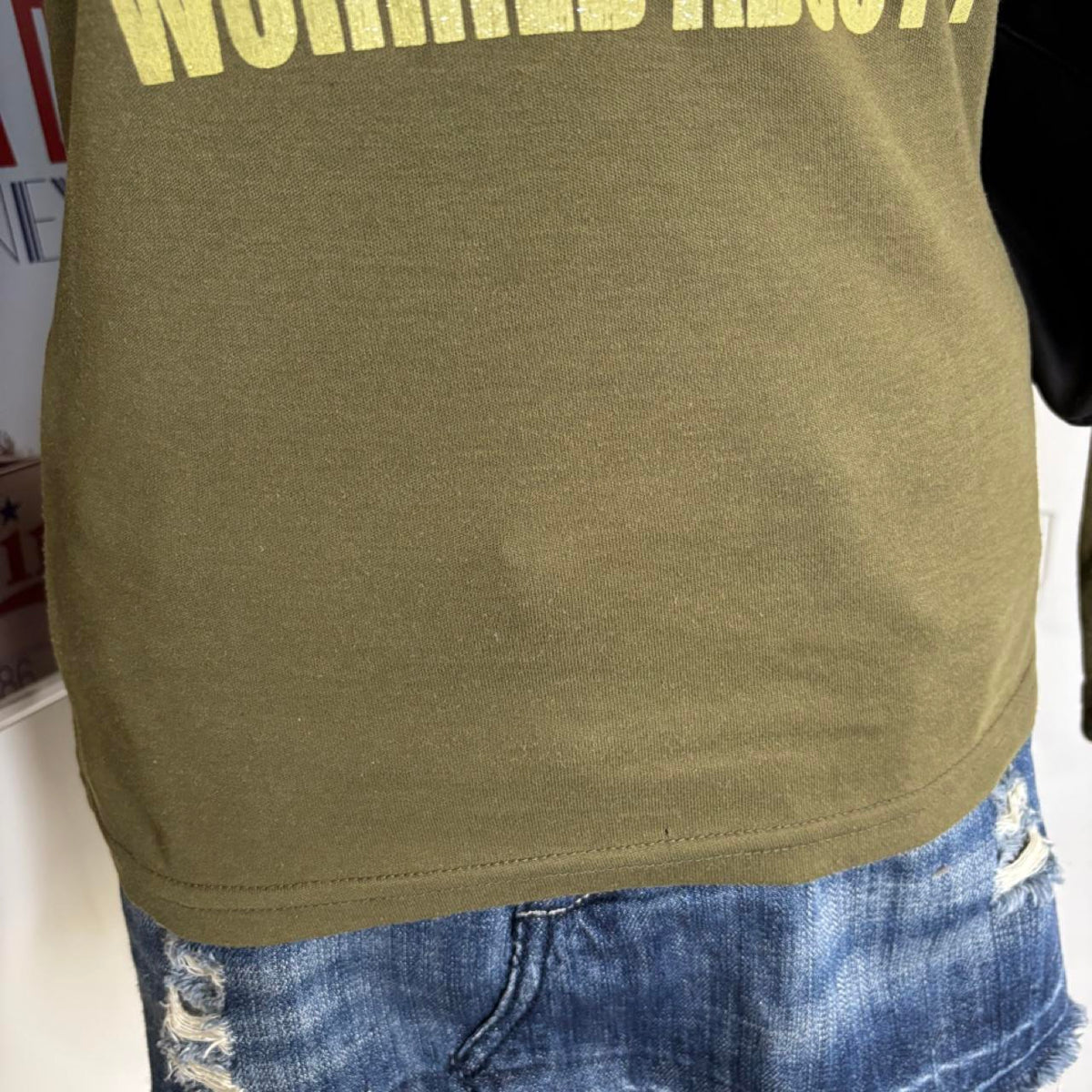 vintage 2000s y2k khaki graphic grunge long sleeve