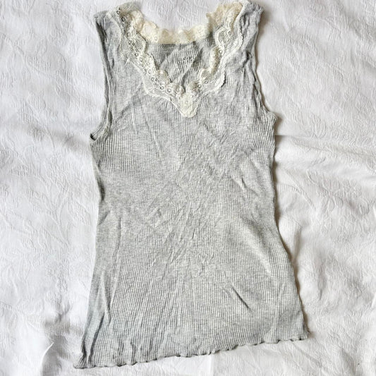 vintage 2000s y2k grey ribbed lace trim tank