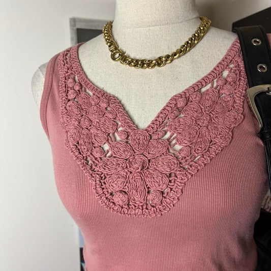 vintage 2000s y2k style cottagecore pink ribbed crochet tank