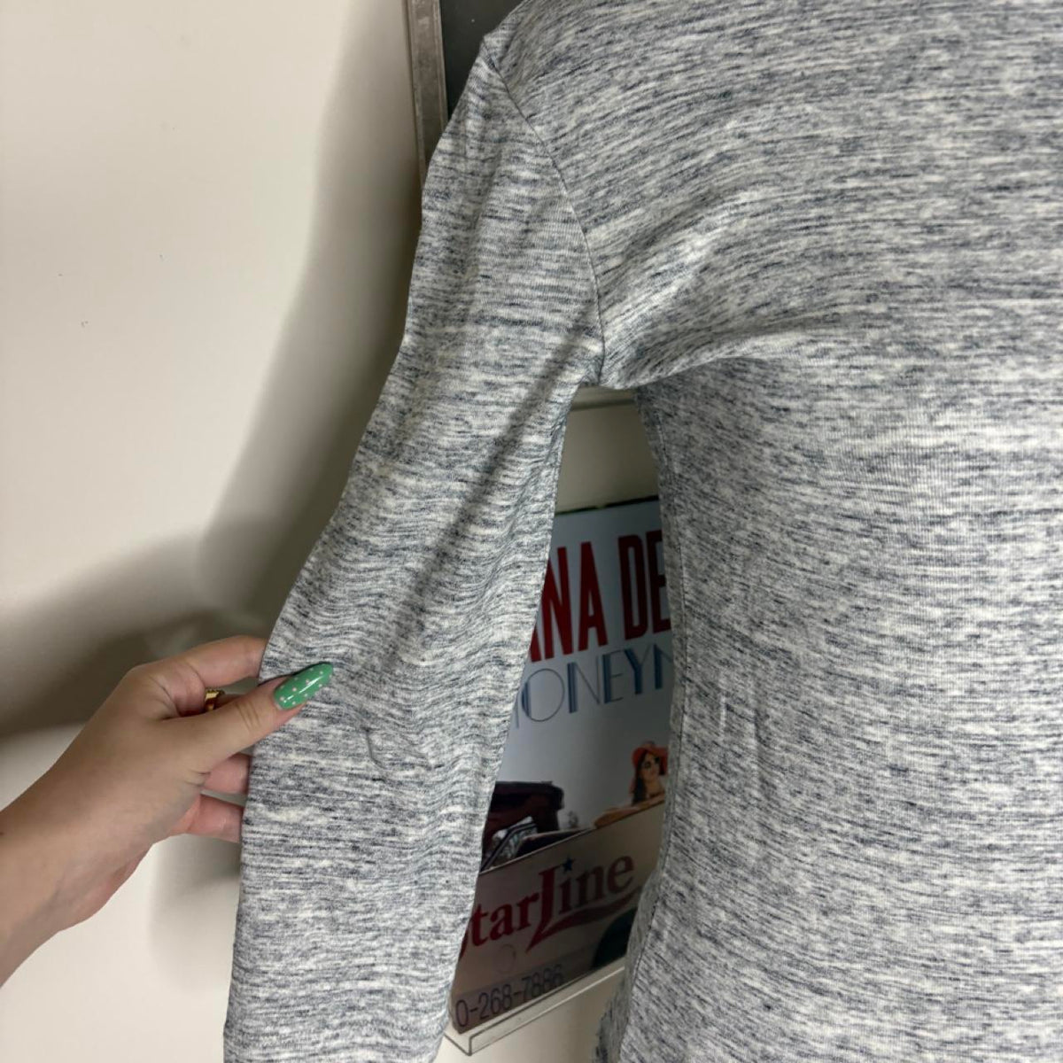 vintage 90s grey 3/4 sleeve top