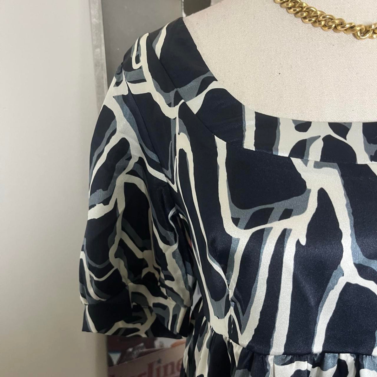 2000s y2k abstract print satin babydoll blouse