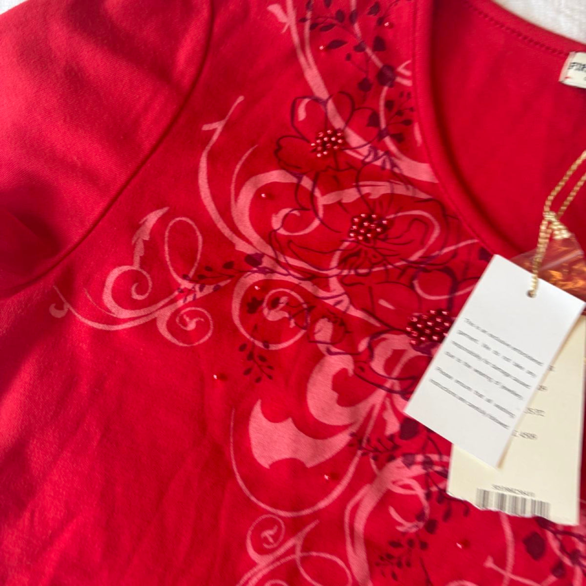 deadstock NWT 2000s y2k red graphic tee