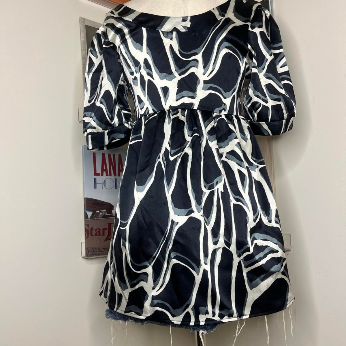 2000s y2k abstract print satin babydoll blouse