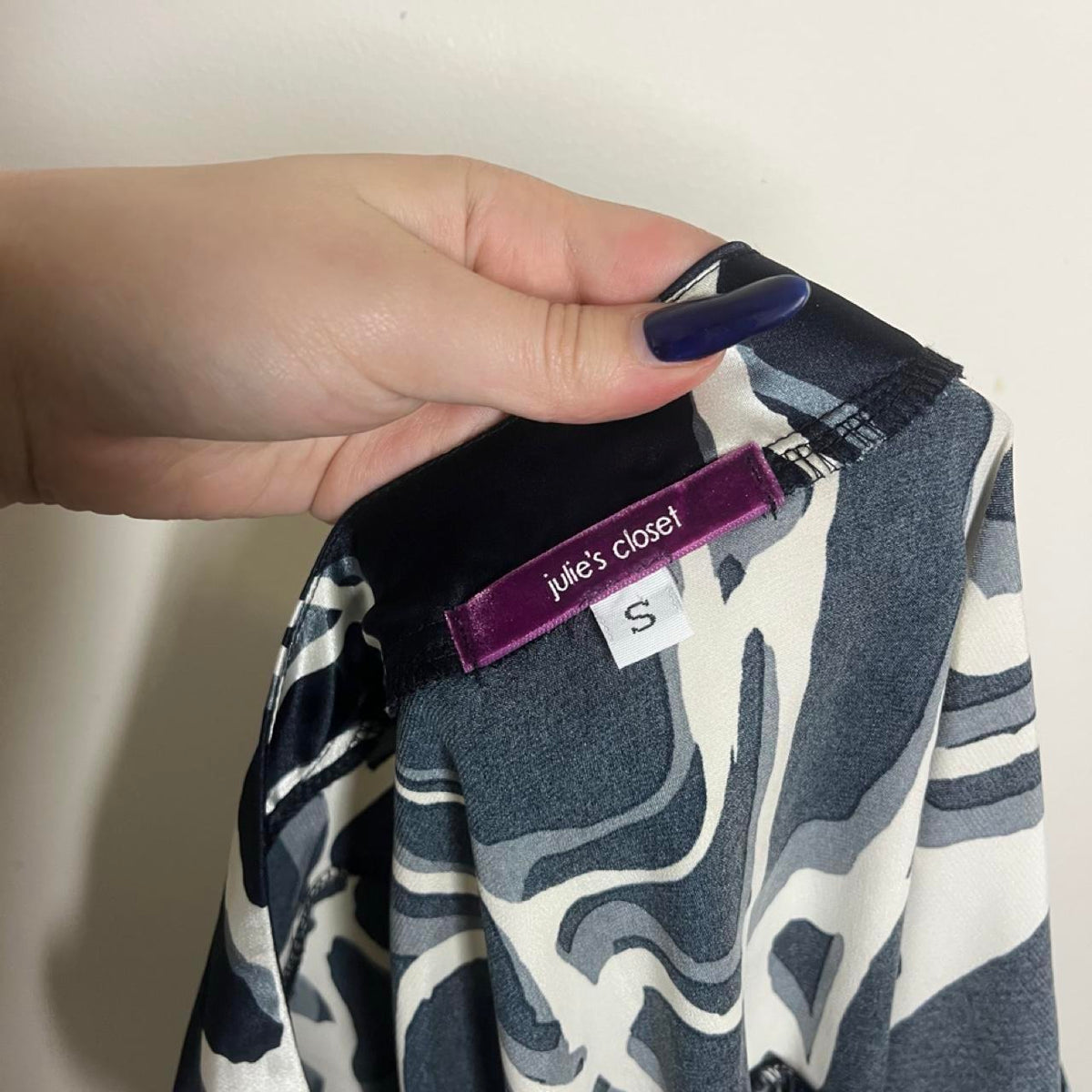 2000s y2k abstract print satin babydoll blouse