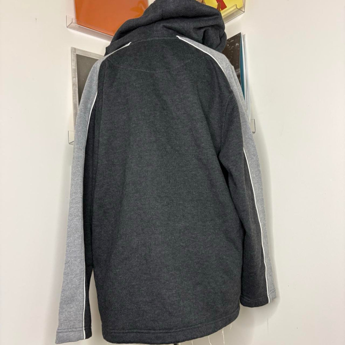 2000s y2k grey activewear zip up jacket