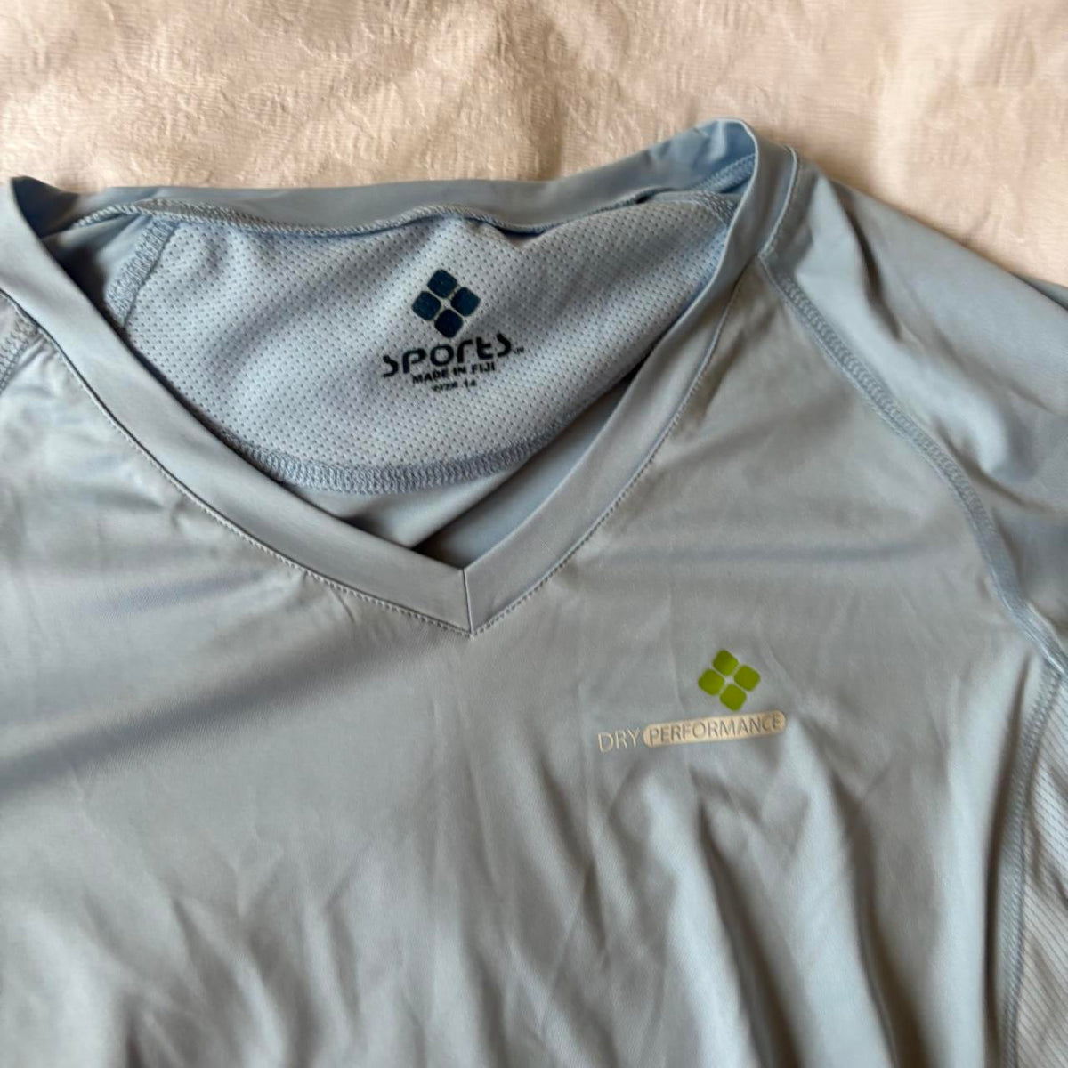 deadstock NWT 2000s era blue activewear long sleeve