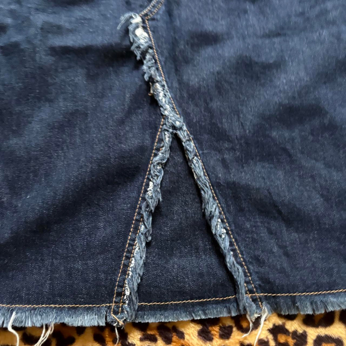 vintage 2000s y2k dark denim guess midi skirt